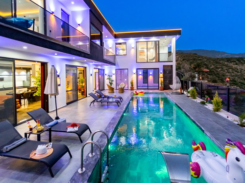  gece  -  Kasım
  | Kaş Kalkan Çavdır’da Muhafazakar ve Lüks Villa Tatili